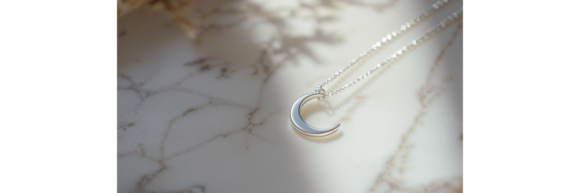 The Crescent Curve: Reading the Moon's Shape in Jewelry, From Waxing Promise to Waning Wisdom