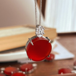 Pigeon Blood Red Carnelian Pendant Necklace Vintage Style