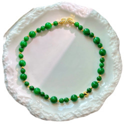 Vintage Oriental Quartz Jade Necklace Vintage Oriental Quartz Jade Necklace