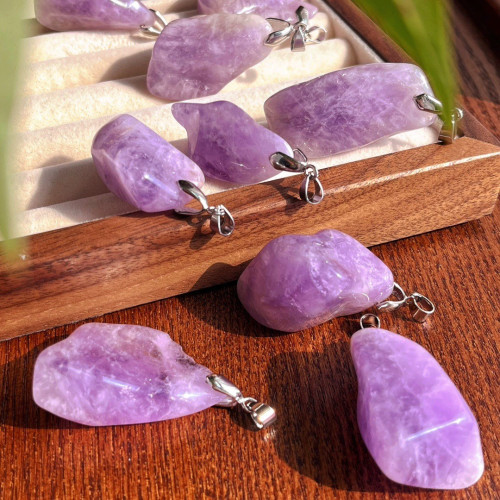 Vintage Oriental Natural Amethyst Pendant
