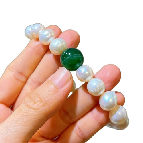 Natural Jade Freshwater Pearl 11mm Bracelet Natural Jade Freshwater Pearl 11mm Bracelet