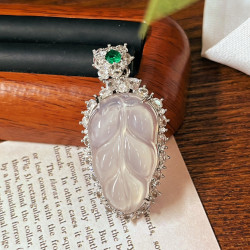Natural White Chalcedony Agate Leaf Pendant Necklace, Vintage Botanical Jewelry