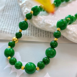 Vintage Oriental Quartz Jade Necklace Vintage Oriental Quartz Jade Necklace