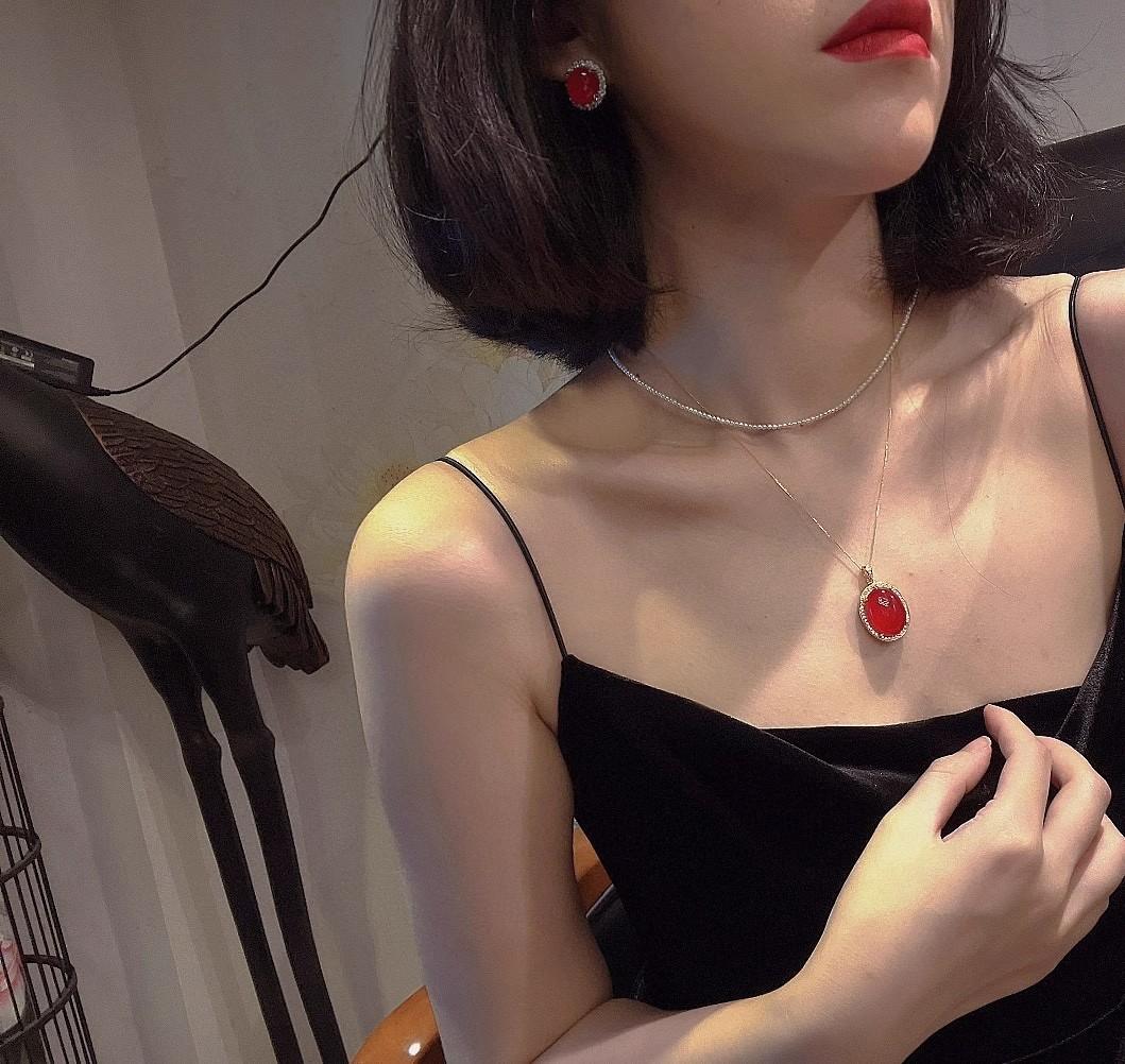 Minimalist Versatile Natural Carnelian Jade Earrings